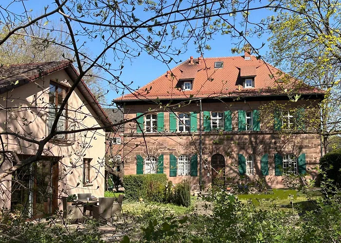Forsthaus Zu Lichtenhof منزل للإقامة